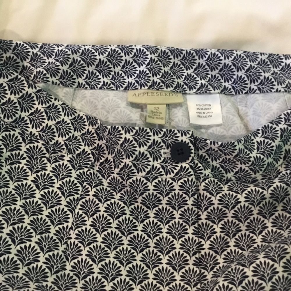 NWT Appleseeds Brand Blue & White Slacks Sz. 12. - Picture 6 of 9